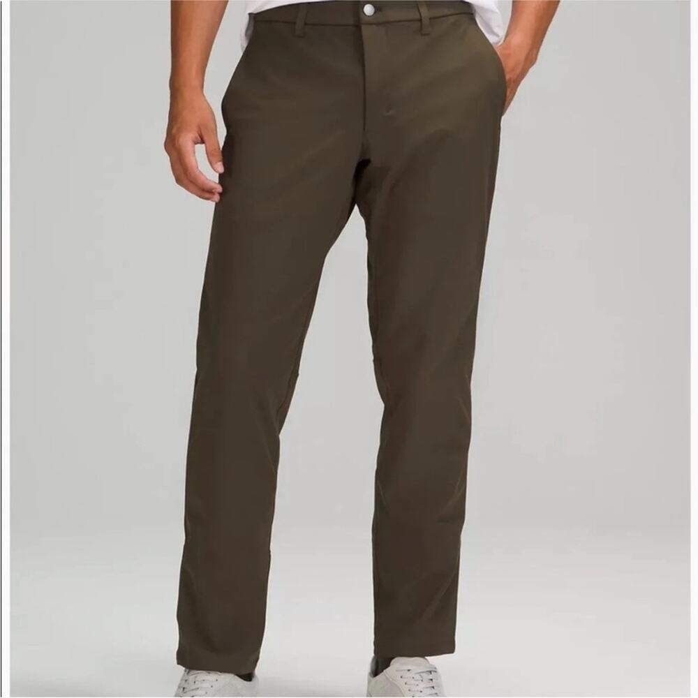 Lululemon Commission Pant Relaxed 34” Warpstreme Green Size 36